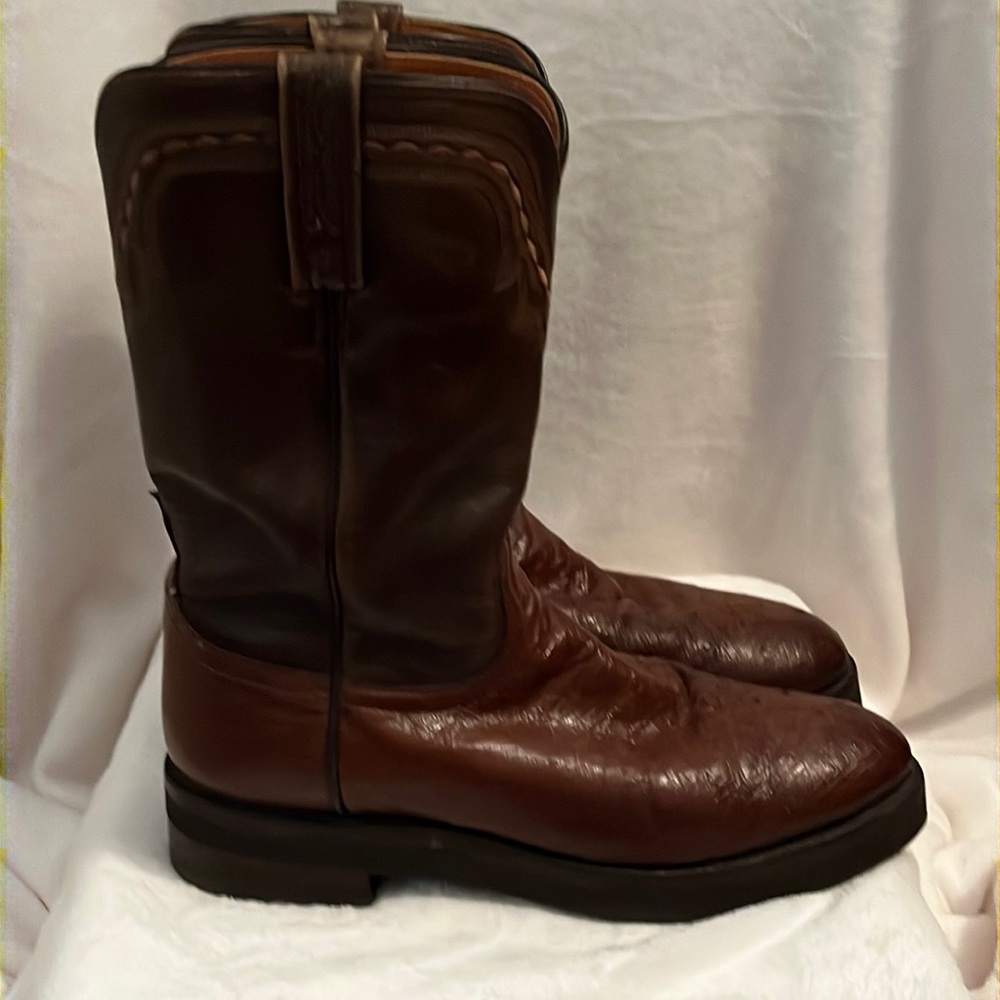 Lucchese  2000
